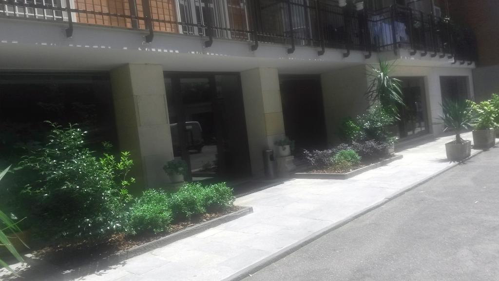 Bed & Breakfast A San Siro 75 Milan Bagian luar foto