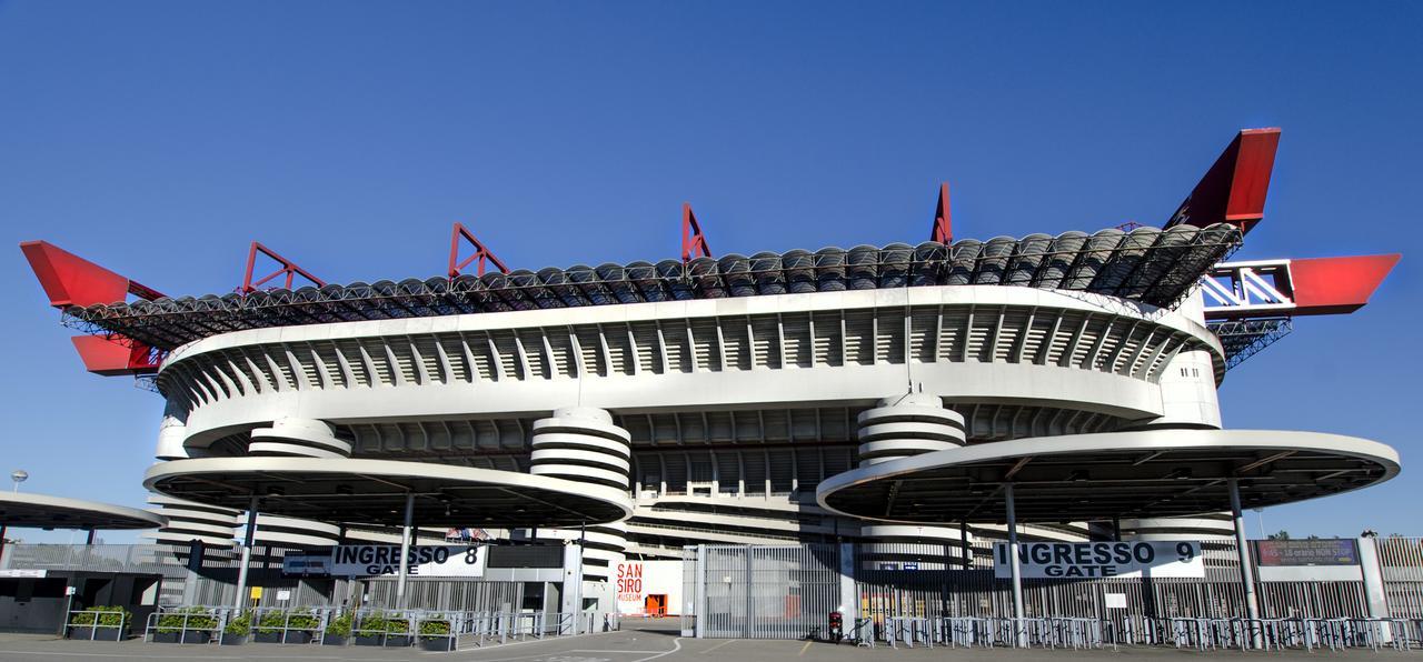 Bed & Breakfast A San Siro 75 Milan Bagian luar foto