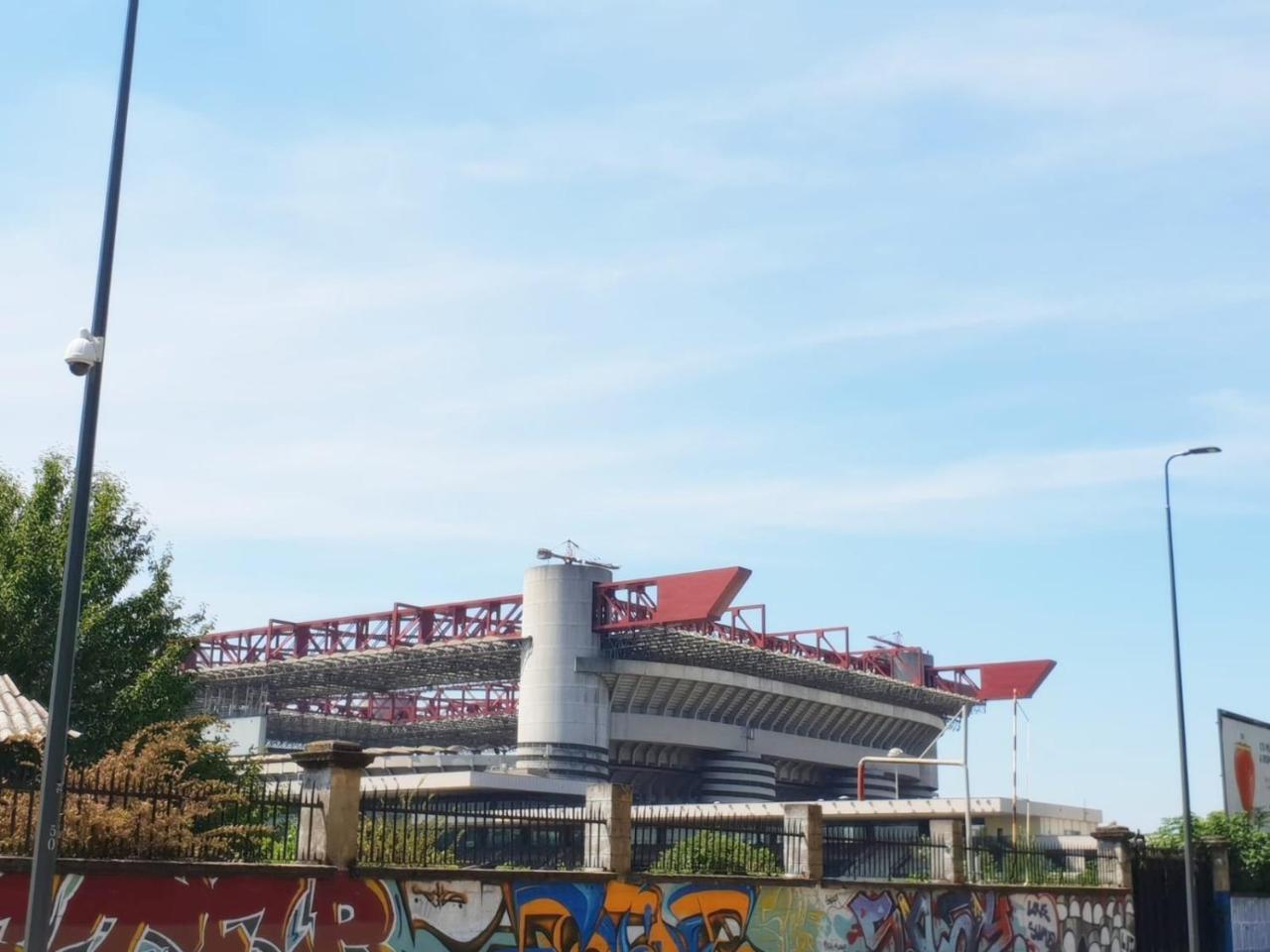 Bed & Breakfast A San Siro 75 Milan Bagian luar foto